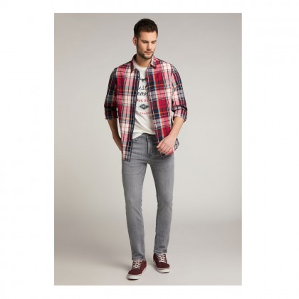 Jeansy Mustang dopasowane do ciała, stylowy szew boczny, slim fit